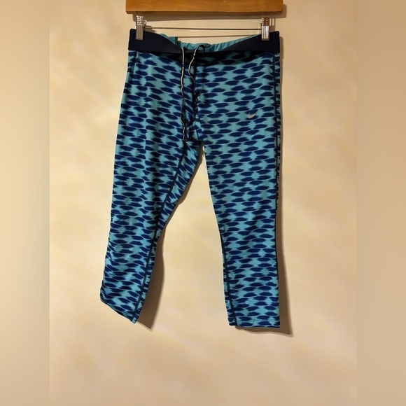 Nike- Dri-Fit Running Legging - Picture 2 of 6